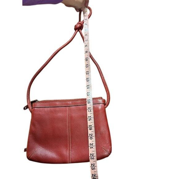 Tignanello Red Pebbled Purse Leather Bag Crossbody Pocketbook signature lining - Picture 6 of 7